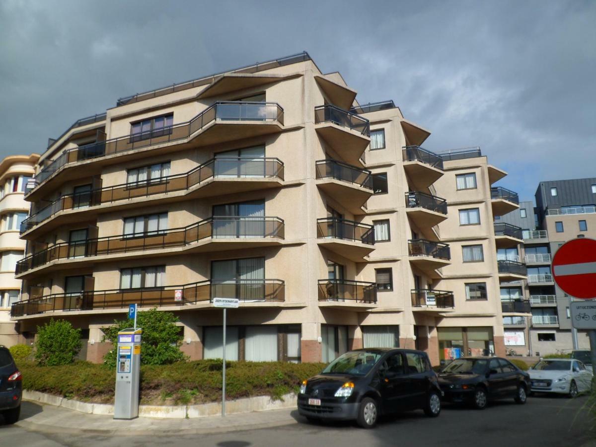 Appartement Residentie Amadeus Saint-Idesbald Exterior foto